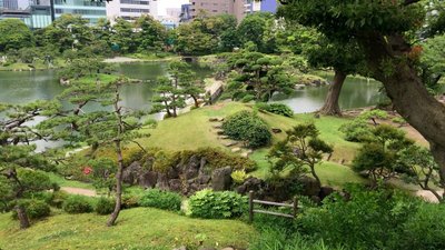 🏛️ 구 유비칸 및 정원(큐 유비칸 오요비 테이엔) 이미지 2